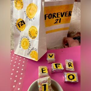 Forever 21 Fans Unite! 😃🌟 Share Your Favorite Stories Here!